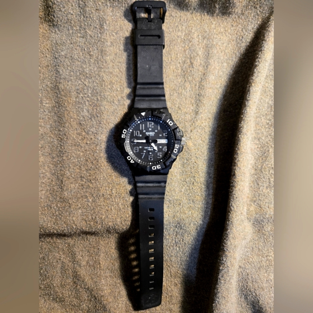 Casio quartz diver